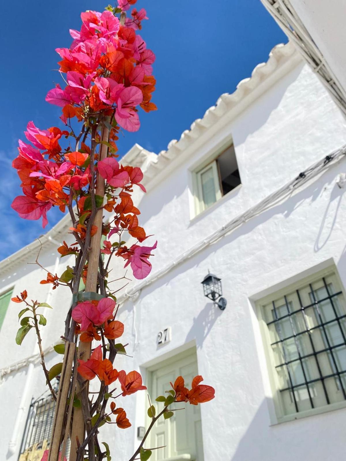 Minicasita Tipica Villa Zuheros Exterior photo